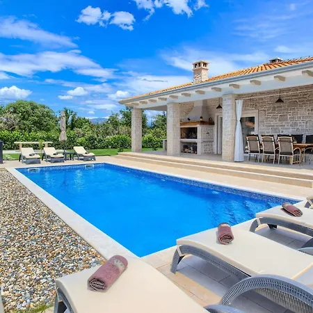 Casa de Férias Mary Šibenik