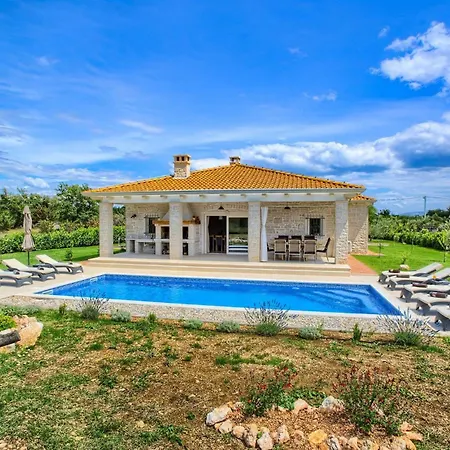 Casa de Férias Mary *