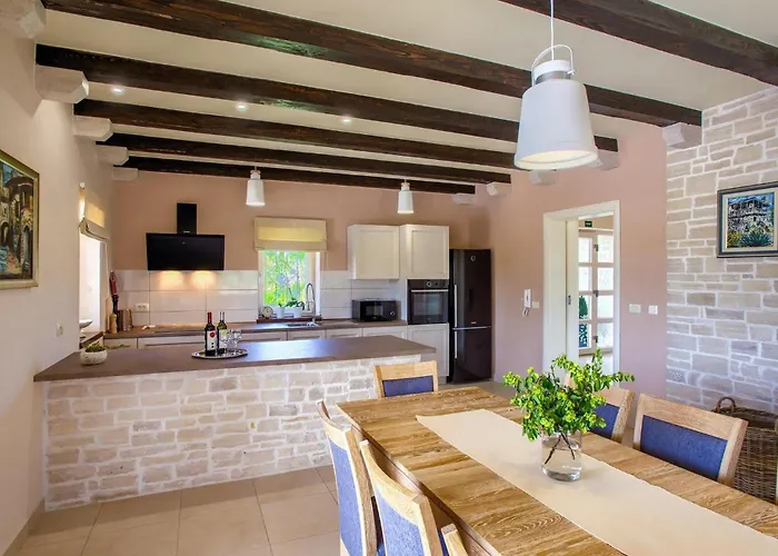 Mary בית נופש *